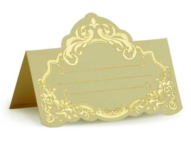 Банкетная карточка бежевая тиснение золото