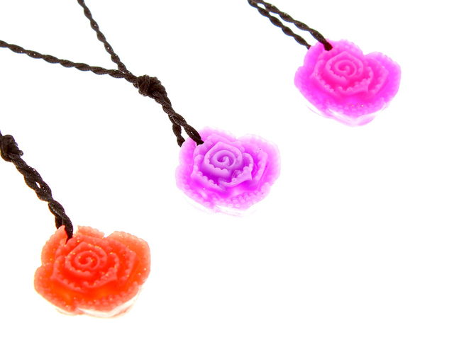 Кулон на шнурке Сима-ленд "Выбражулька. Розочка"