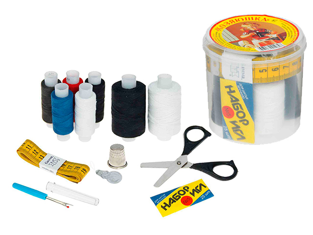 Набор для шитья "Хозяюшка" (нитки 7шт., ножницы, иглы, см, вспарыватель, нитковдеватель), в пластиковой упаковке