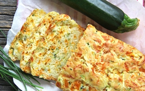 Рецепт: Сырный пирог из кабачков